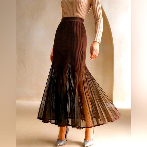 Meet your Posher, Maggie - Picture 2 of 4